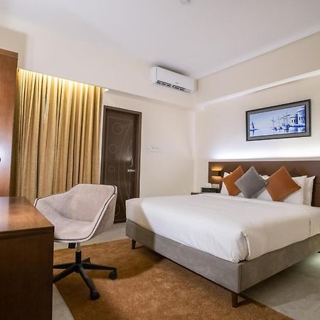 Jatra Flagship Chattogram City Centre Chittagong Extérieur photo